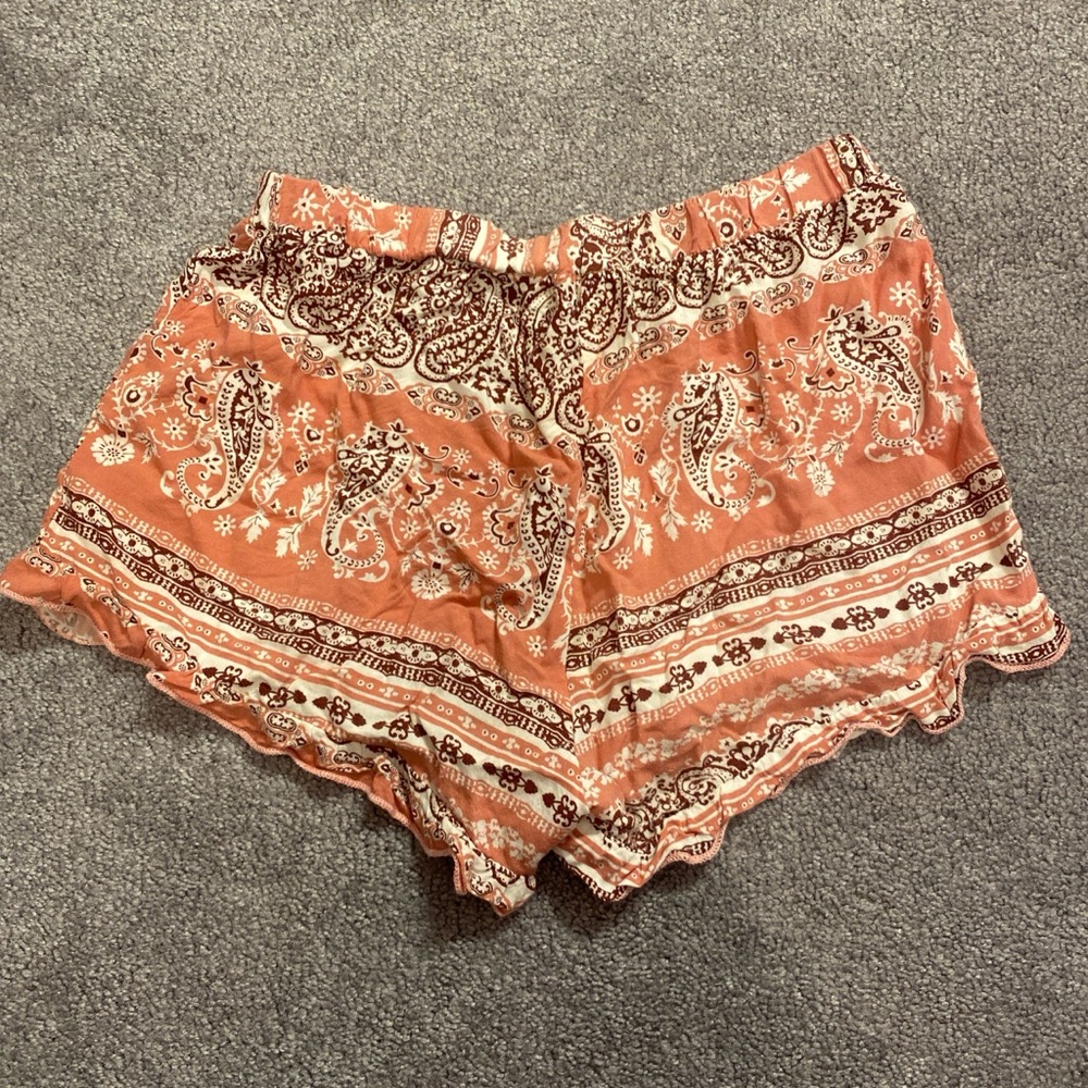 Ruffle shorts